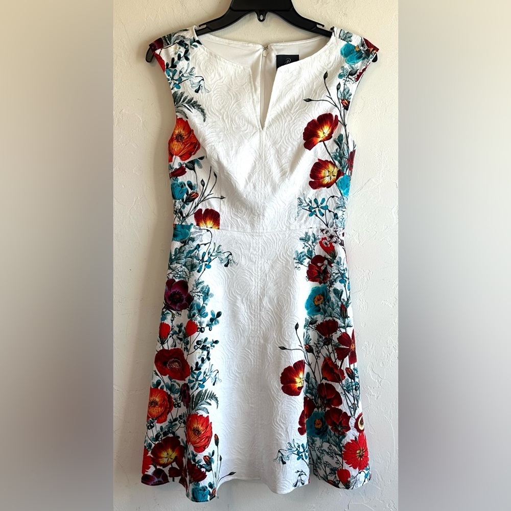 Adrianna Papell White/Red Jacquard Floral Flattering A-Line Midi Dress Sz 2